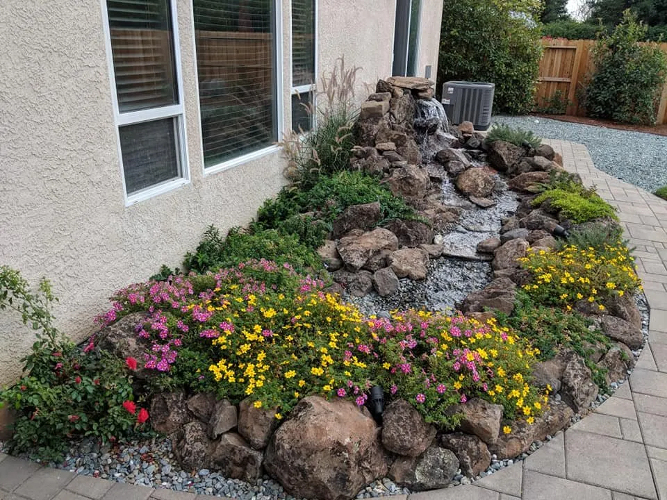 Local outdoor landscaping experts serving Redding, CA - Complete Lawn and Landscape