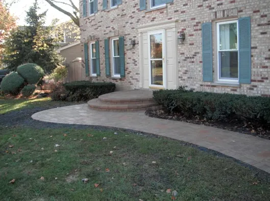 Professional landscaping services in Palatine, IL by Complete Lawn And Snow Services