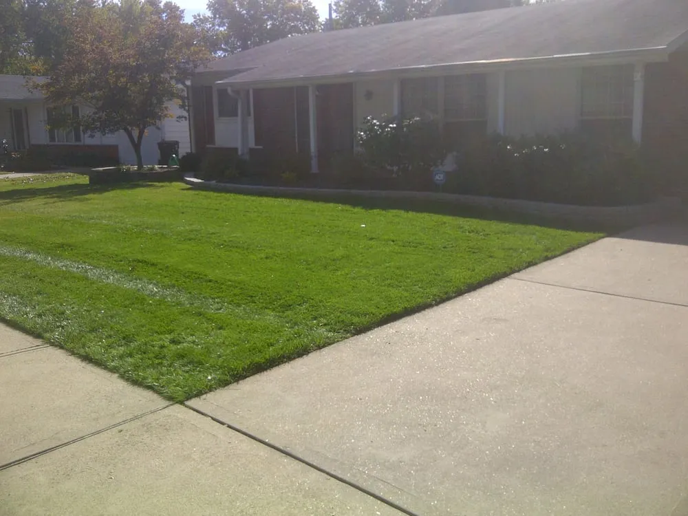 Affordable residential landscaping in Hazelwood, MO - Complete Lawn Care