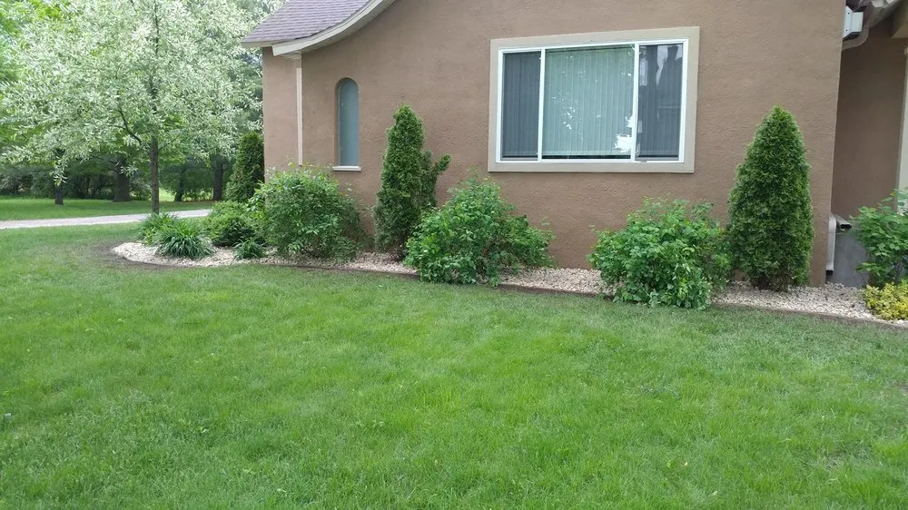 Top-rated yard cleanup service in Plover, WI - Complete Lawn Care Plus