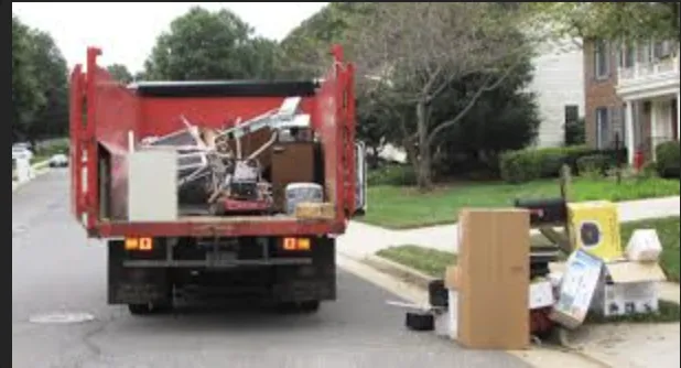 Affordable lawn mowing service in Pompano Beach, FL by Complete Lawn Care Service