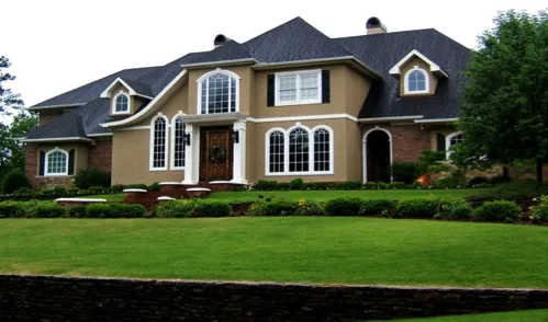 Local lawn care service experts serving Tulsa, OK - Complete Lawn care