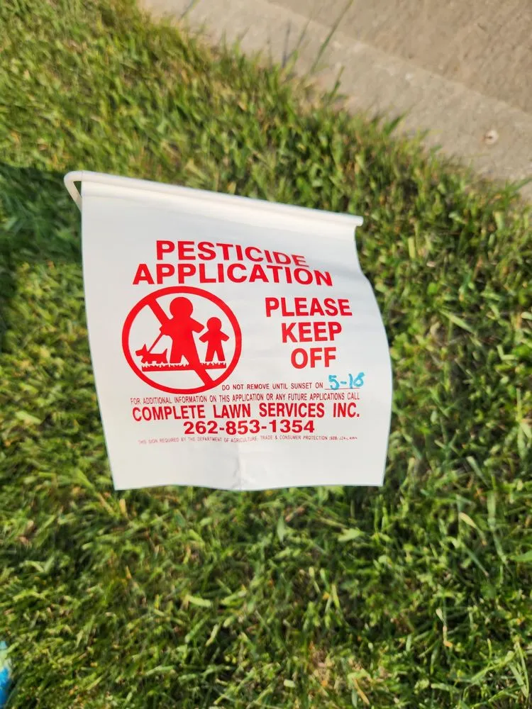 Top-rated garden landscaping experts serving Milwaukee, WI - Complete Lawn Services