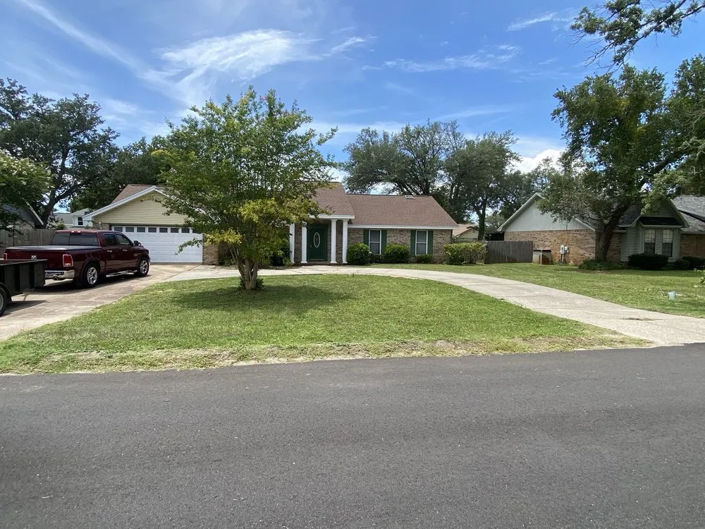 Professional lawn care service in Panama City Beach, FL - Complete Lawn Solutions