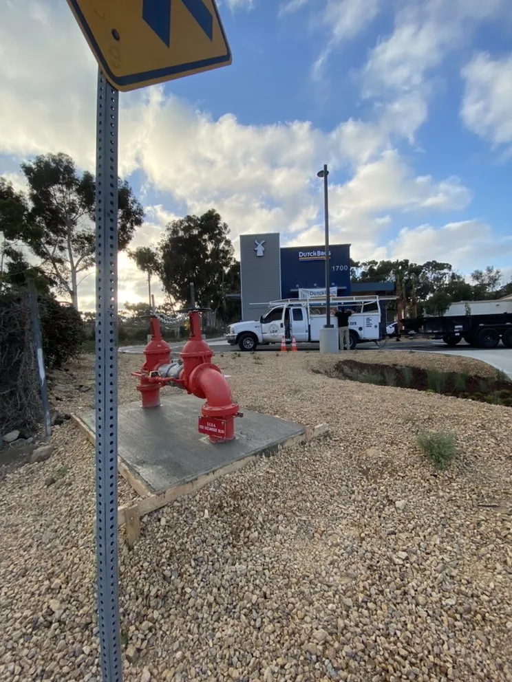 Custom landscaping services in Simi Valley, CA - Complete Leif Construction