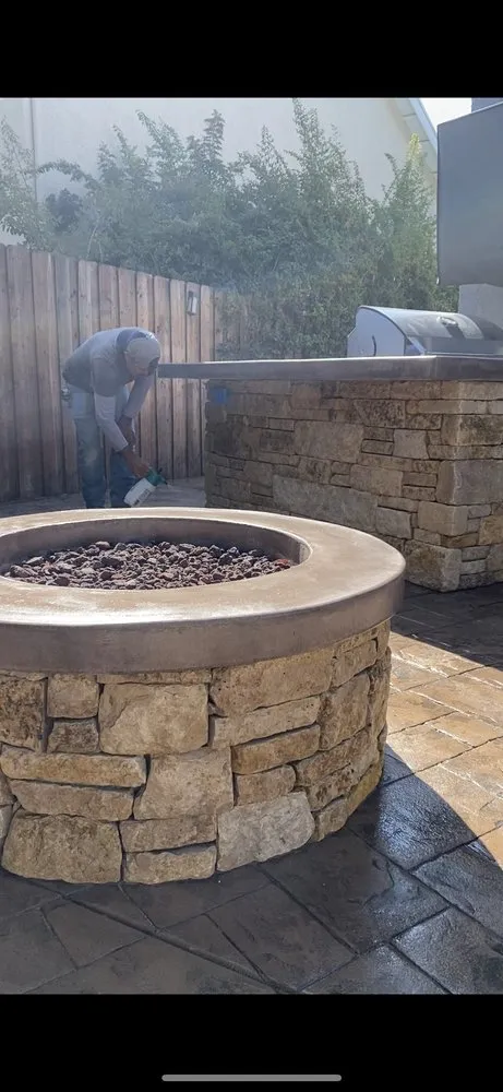 Local outdoor landscaping for year-round maintenance in Simi Valley, CA by Complete Leif Construction