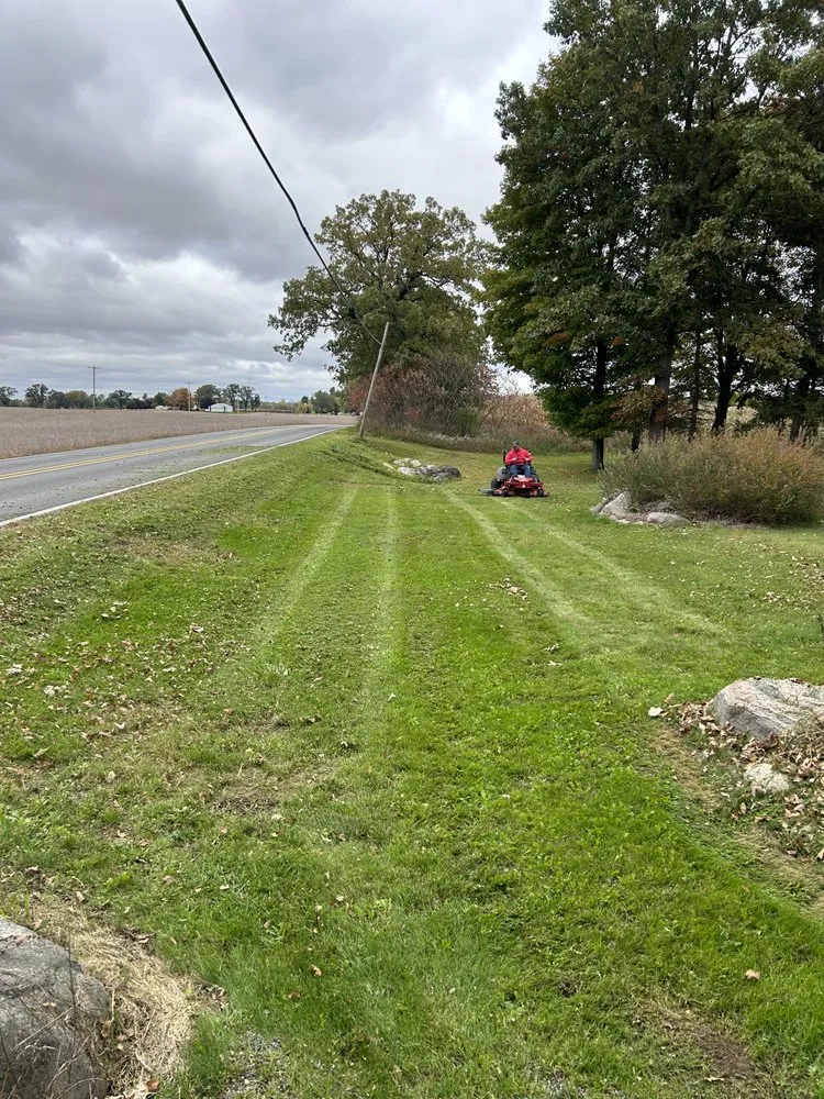 Custom garden landscaping experts serving Jackson, MI - Complete Property Maintenance