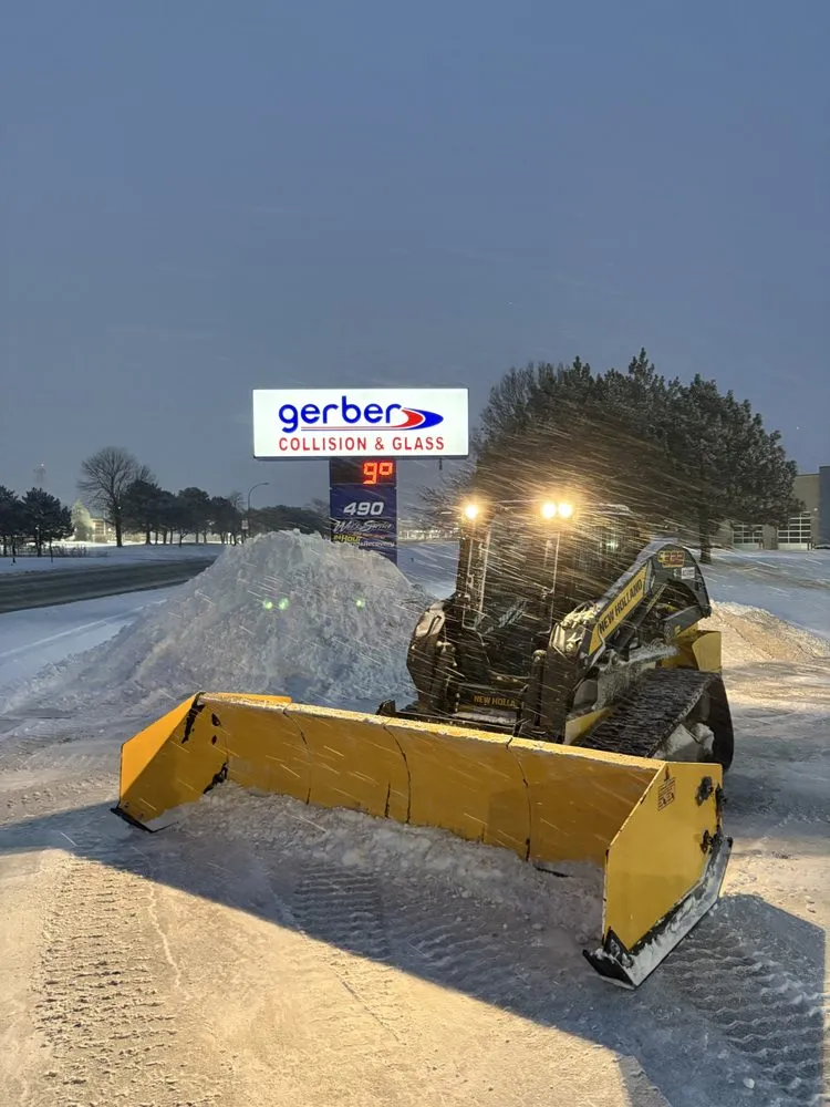 Custom landscaping services experts serving Munster, IN - Complete Quality Landscapes