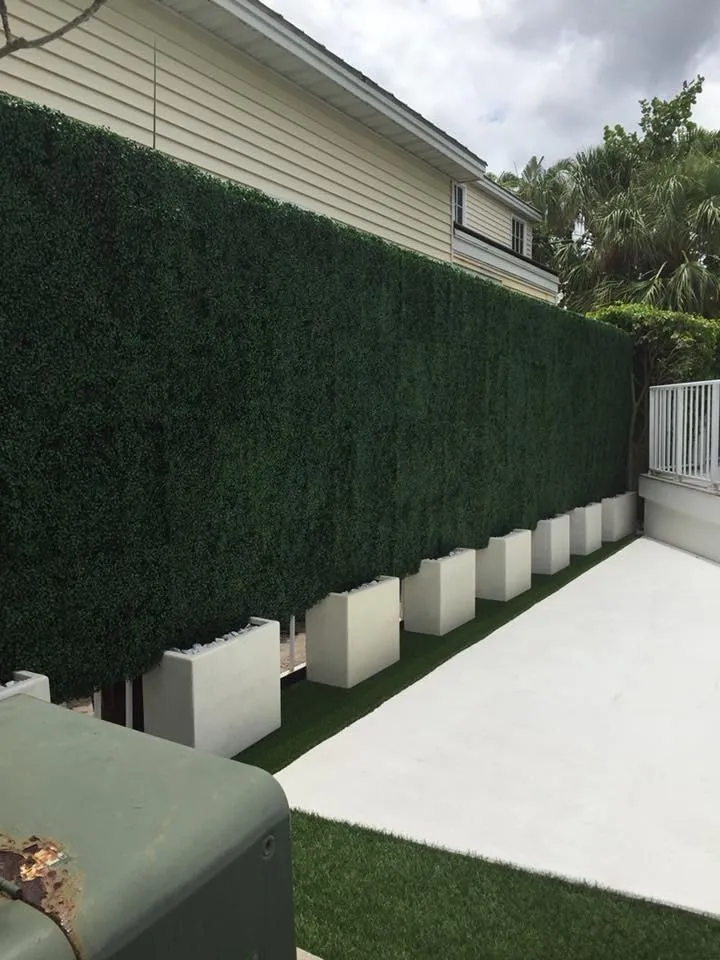 Local outdoor landscaping experts serving Stuart, FL - Complete Synthetic Turf