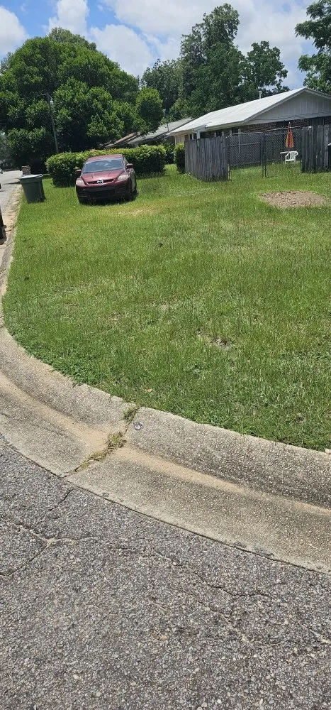 Top-rated yard cleanup service for homes in Pensacola, FL by Complete Yard Care & Home Maintenance