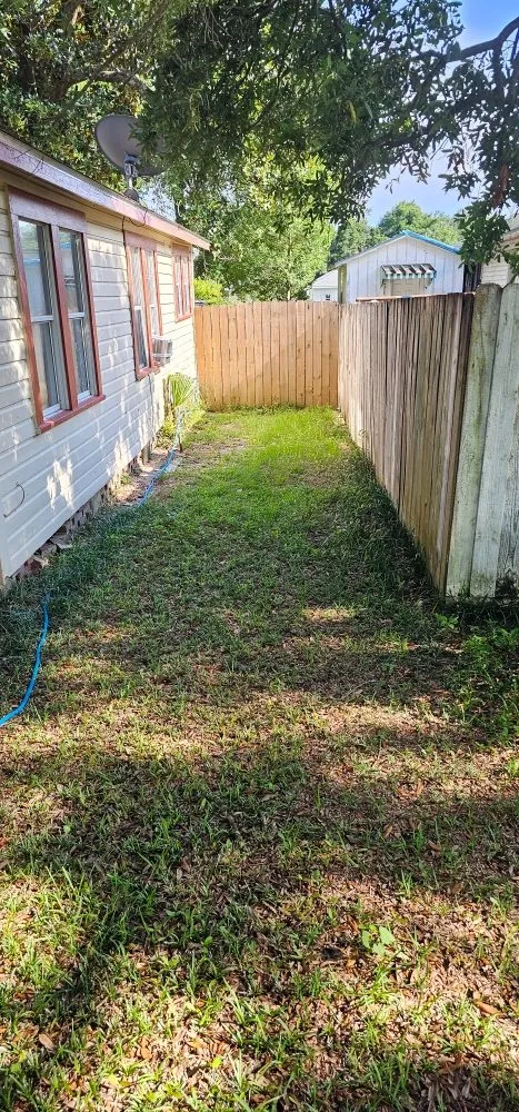 Trusted lawn mowing service in Pensacola, FL by Complete Yard Care & Home Maintenance