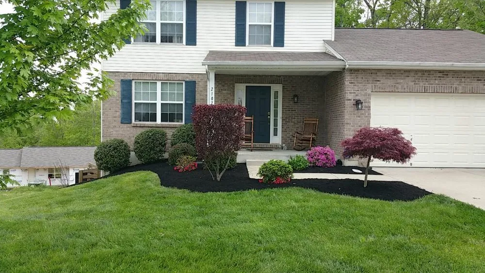 Custom residential landscaping in Caseyville, IL by Compton Lawn Care