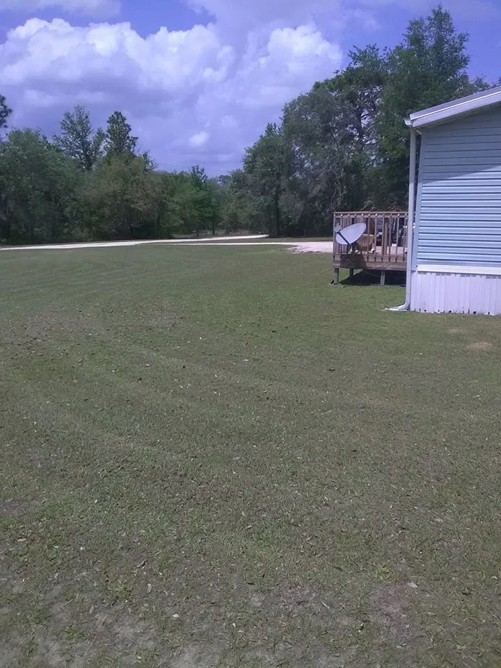 Custom landscape design in Bronson, FL by Comstock Landscaping Yard Maintenance & Nursery