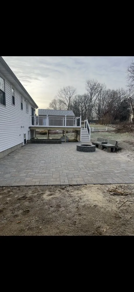 Expert lawn mowing service experts serving Whitman, MA - Conal’s landscaping