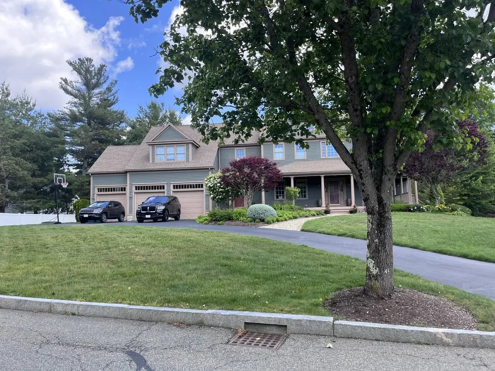 Affordable garden landscaping for homes across Whitman, MA - Conal’s landscaping