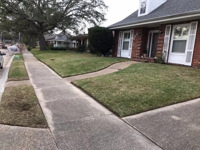 Reliable outdoor landscaping experts serving New Orleans, LA - Conaway and Daniel's Reliable Lawn Care Services