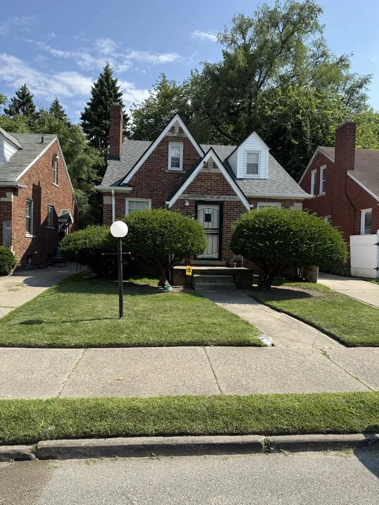 Expert yard maintenance near you across Detroit, MI - Concentric Lawn Maintenance