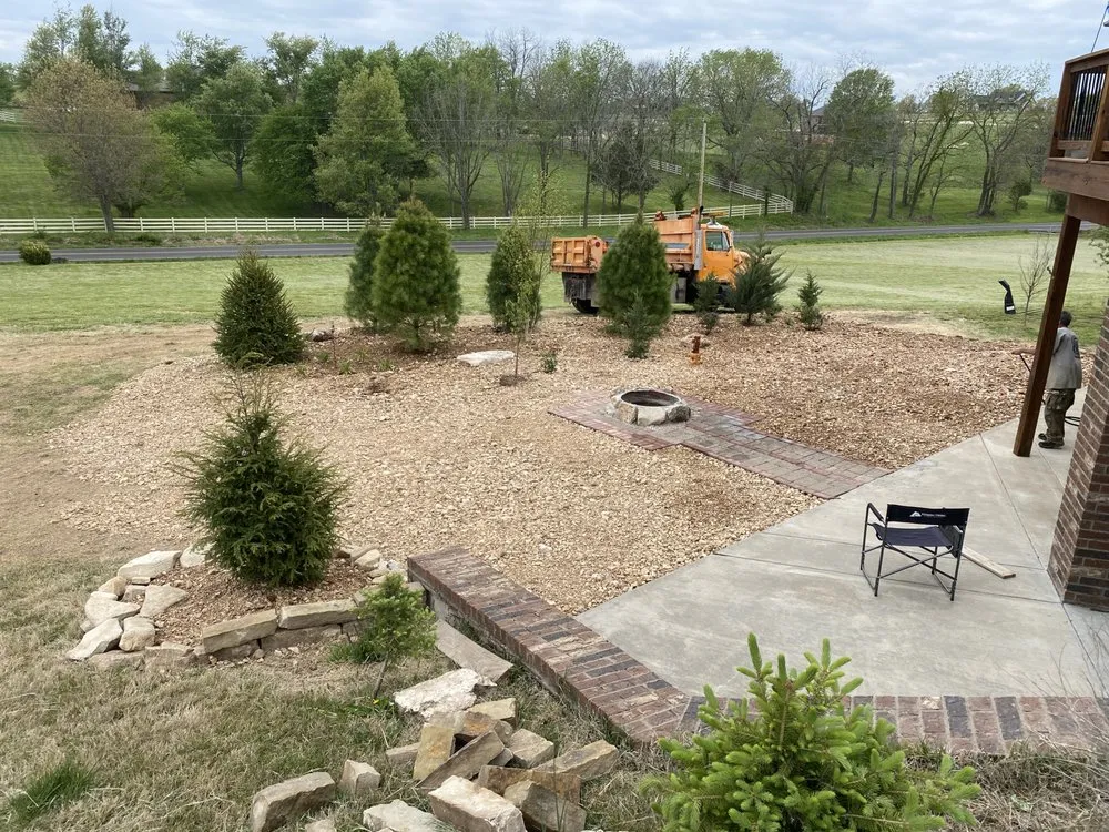 Local lawn care service experts serving Spokane, MO - Concepts Unlimited Landscaping