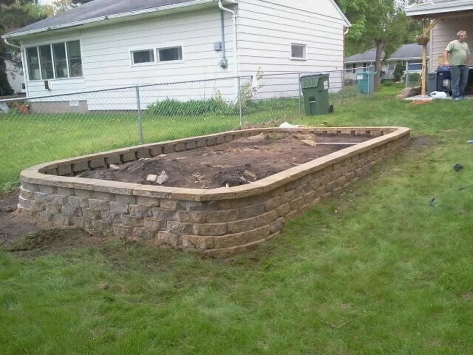 Custom lawn care service in Sahuarita, AZ by Concrete & Landscaping Solutions