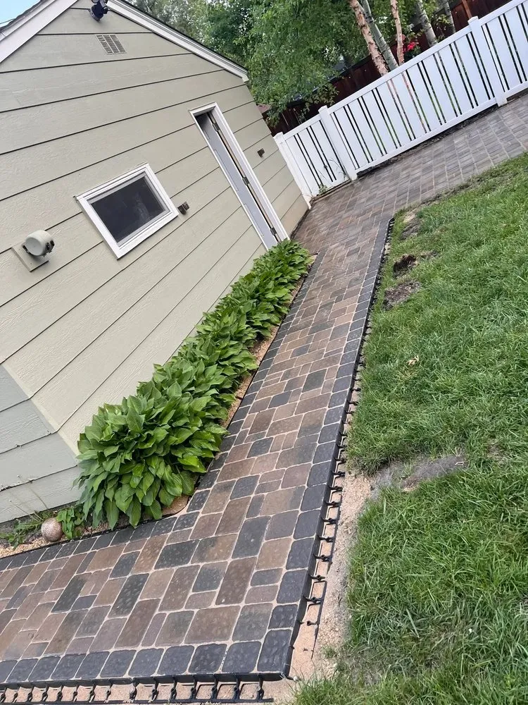 Expert landscape installation with custom design across Rosemount, MN - Concrete Apparatus