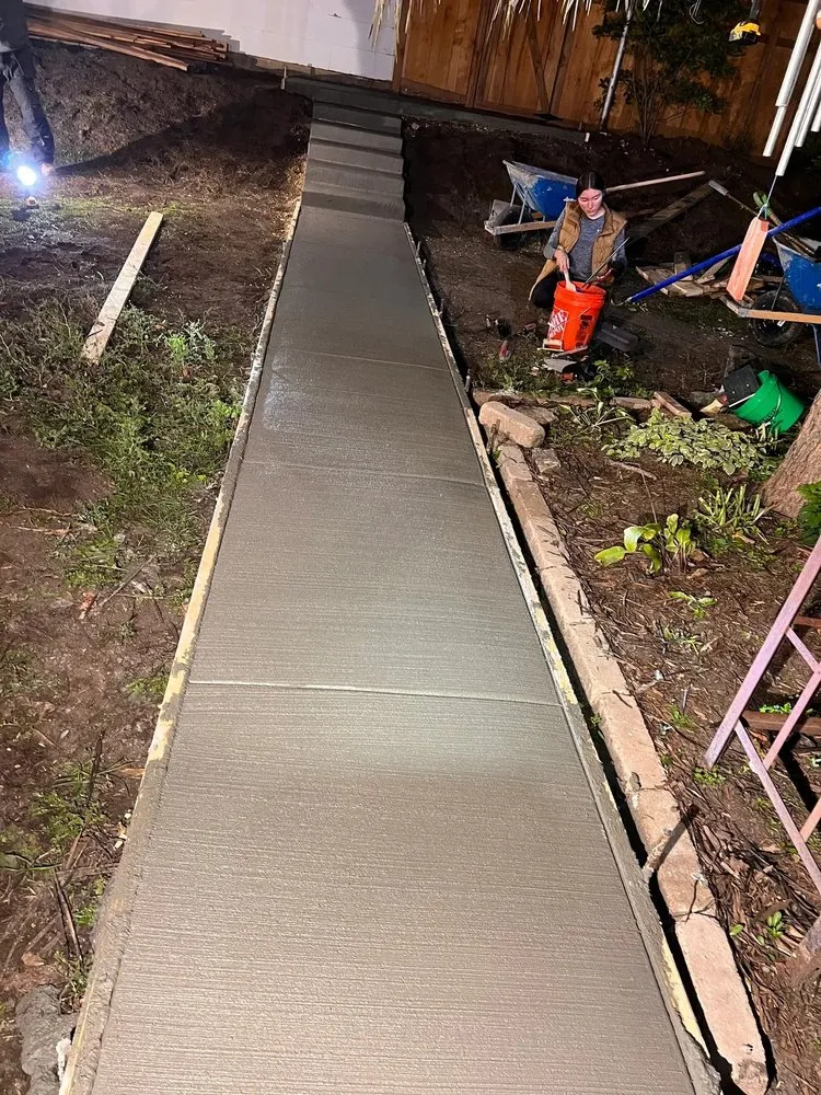 Trusted lawn mowing service experts serving Rosemount, MN - Concrete Apparatus