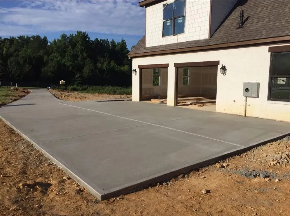 Local lawn care service in Rosemount, MN by Concrete Apparatus