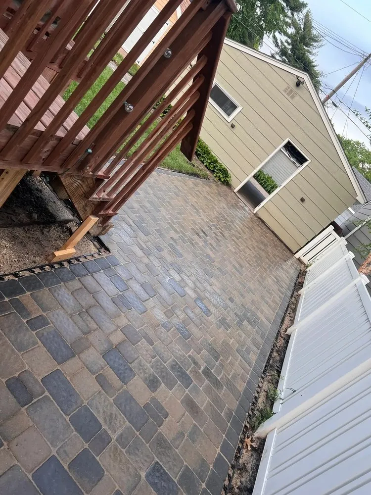 Reliable garden landscaping with custom design in Rosemount, MN by Concrete Apparatus