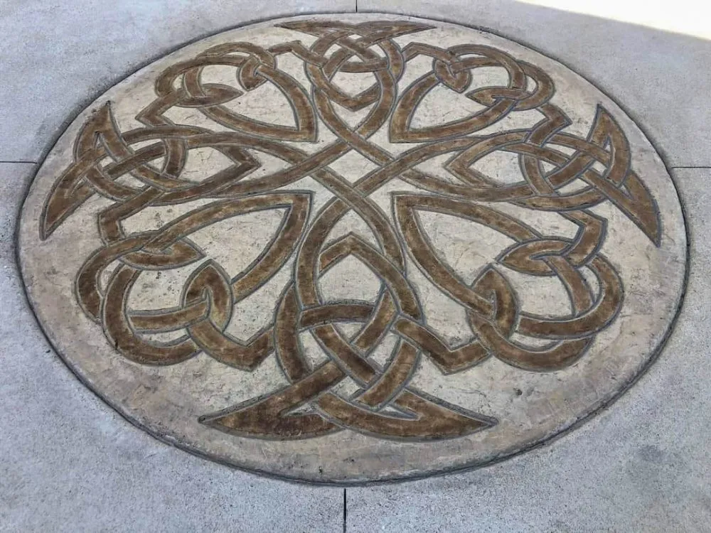 Affordable residential landscaping in Rochester, IL by Concrete Impressions