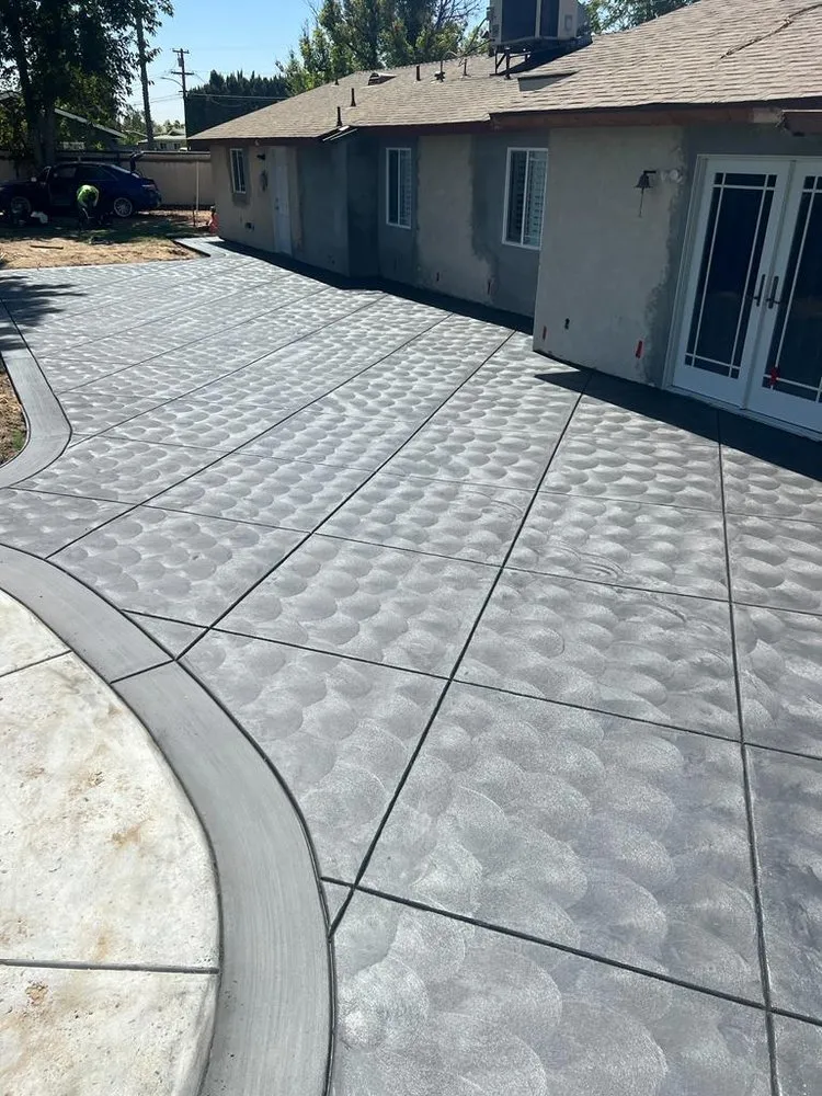 Custom lawn care service in Bakersfield, CA by Concrete Landscape MM