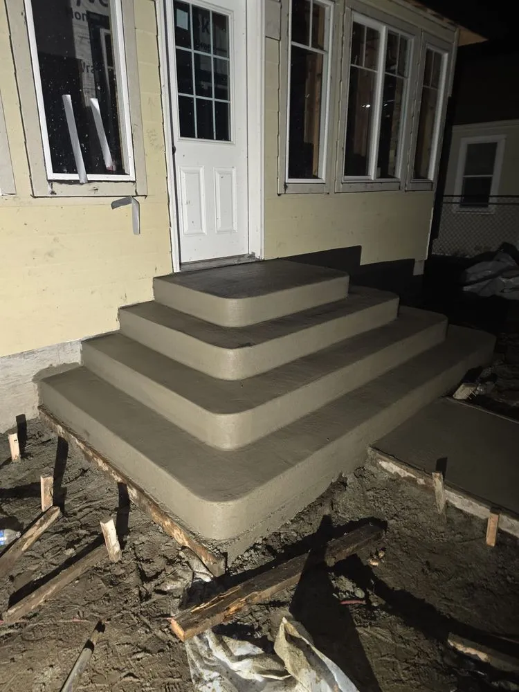 Professional yard maintenance in Centralia, WA - Concrete Masters