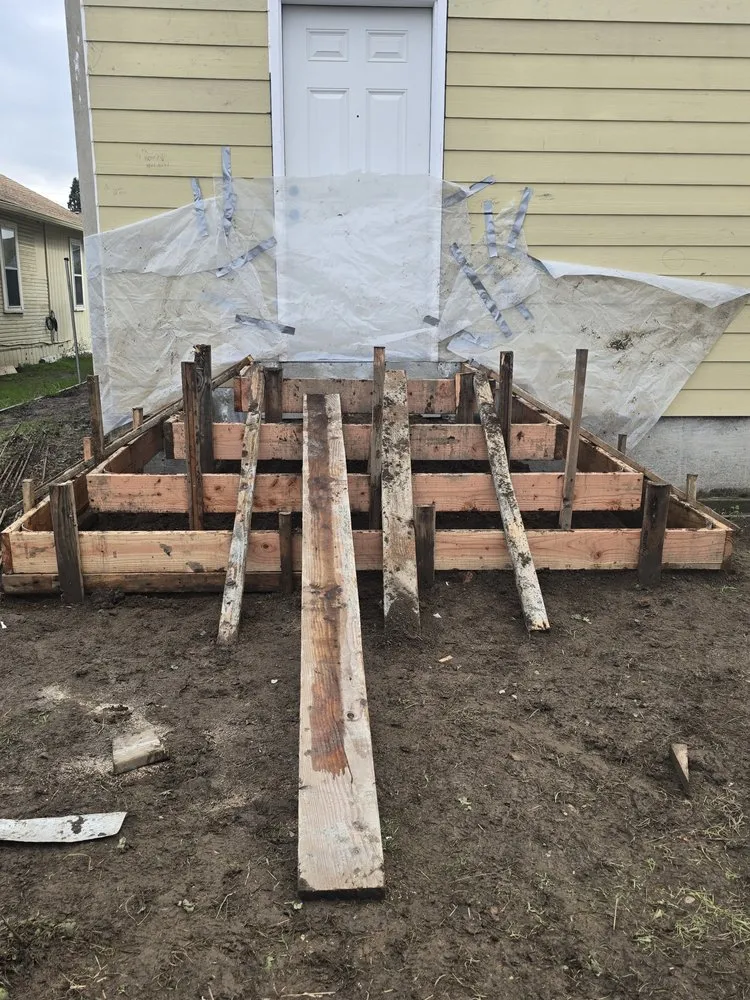 Top-rated landscape installation in Centralia, WA by Concrete Masters