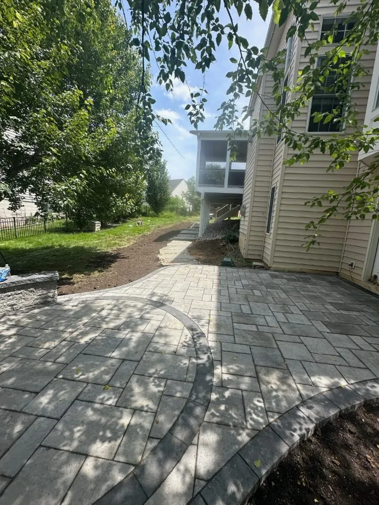 Top-rated lawn mowing service experts serving Manassas Park, VA - Concrete Patios and Driveways