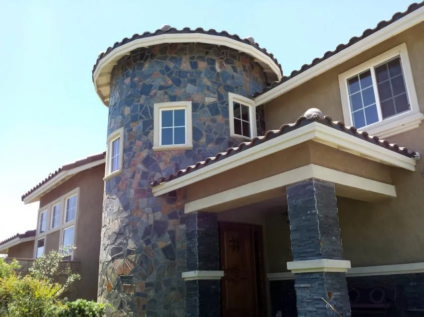 Affordable yard maintenance in Fontana, CA by Concrete World