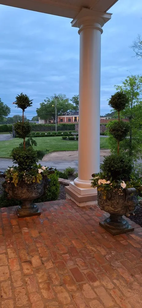 Trusted garden landscaping for beautiful yards in Memphis, TN by Concreto Y Landscaping Gonzalez