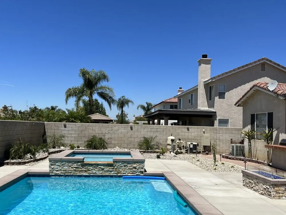 Professional yard maintenance in Los Angeles, CA by Condes Gardening