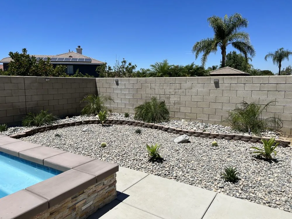 Affordable lawn care service in Los Angeles, CA - Condes Gardening