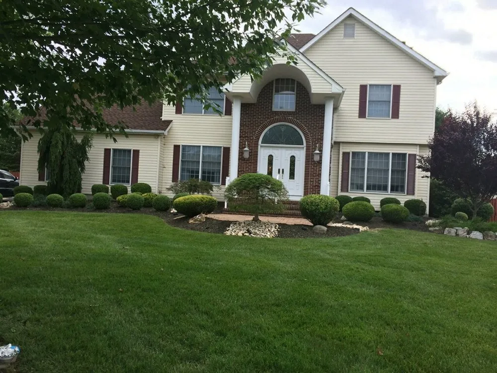 Top-rated landscape installation in Monroe Township, NJ - Conde's Landscaping