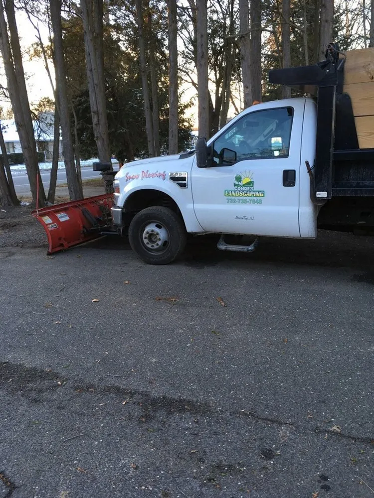 Affordable yard maintenance for homes across Monroe Township, NJ - Conde's Landscaping