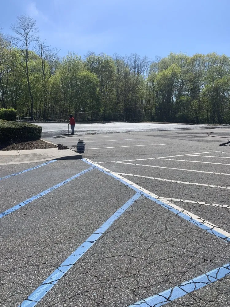 Custom landscape installation for year-round maintenance in Ronkonkoma, NY by Confer HAASE