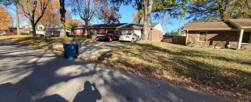 Trusted landscaping services in Florissant, MO - Confident Lawn And Landscaping