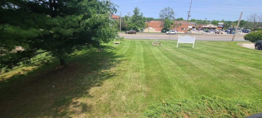 Professional outdoor landscaping in Florissant, MO by Confident Lawn And Landscaping