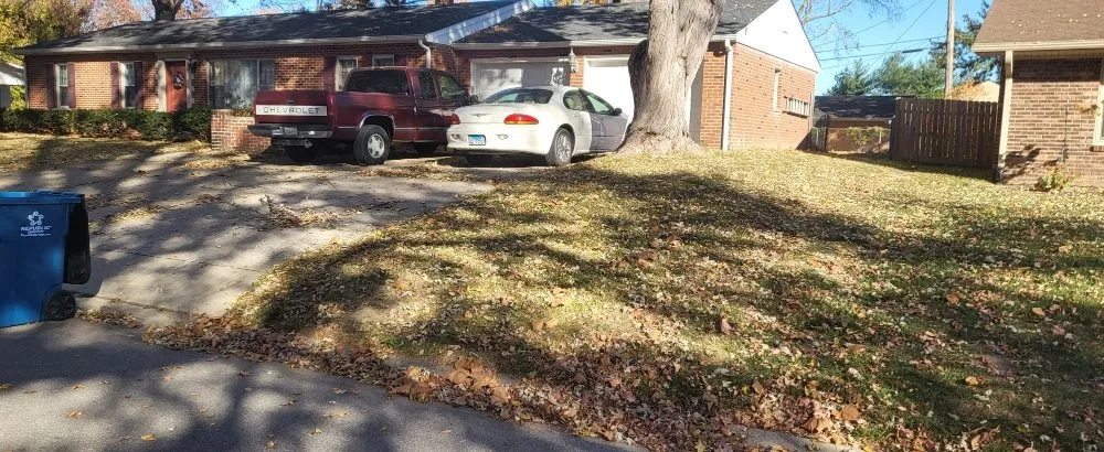 Reliable lawn mowing service in Florissant, MO by Confident Lawn And Landscaping