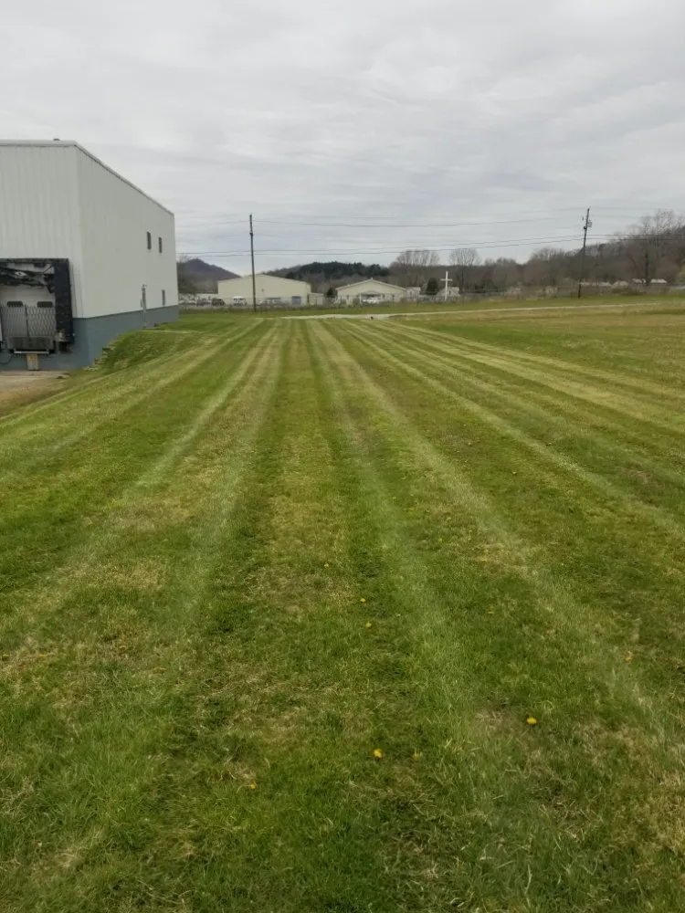 Custom lawn mowing service in Hillsboro, KY by Conley's Lawn Care