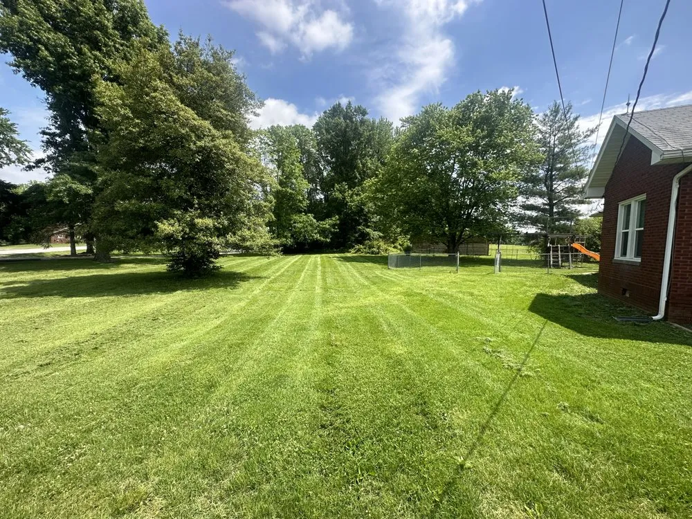 Expert residential landscaping experts serving Newburgh, IN - Conner Lawncare