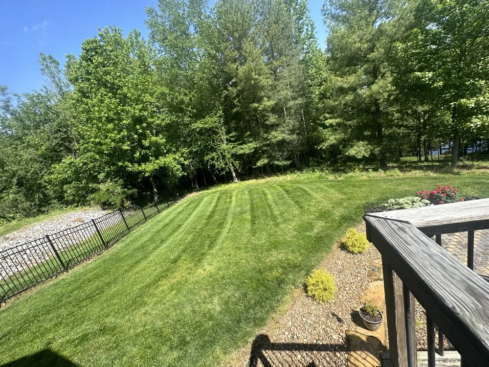 Top-rated yard maintenance experts serving Newburgh, IN - Conner Lawncare
