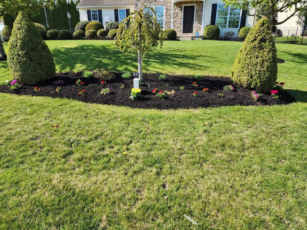 Trusted lawn mowing service experts serving Lebanon, PA - Conner's Landscapes