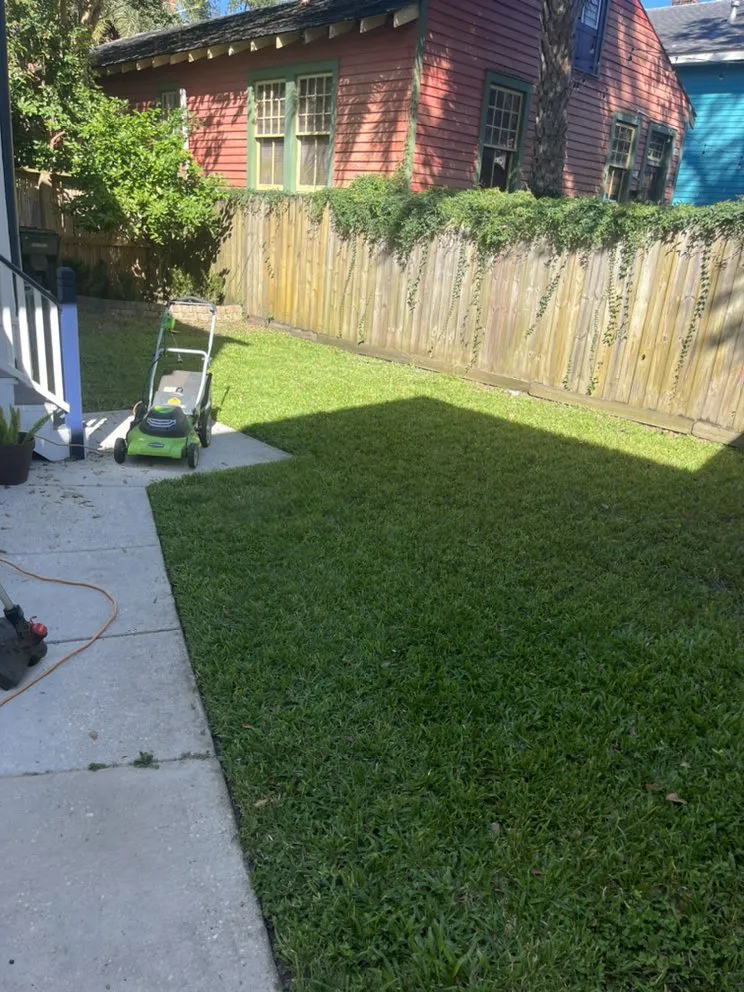 Affordable landscaping services in New Orleans, LA by Conners Lawn Care