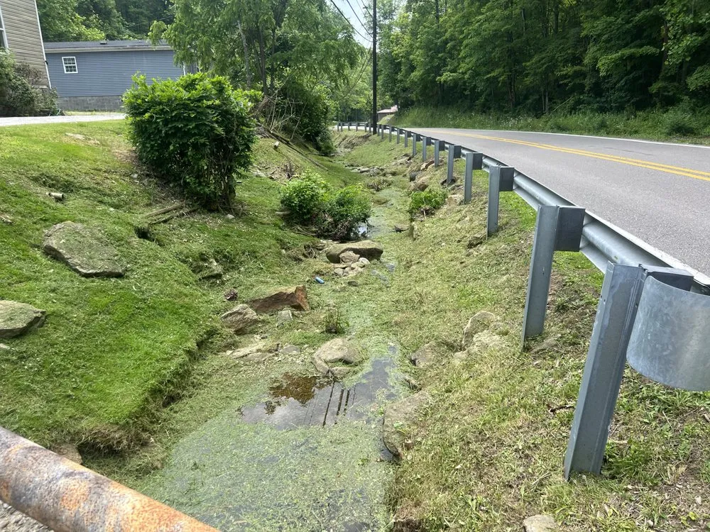 Reliable yard maintenance in South Charleston, WV by Connors landscaping