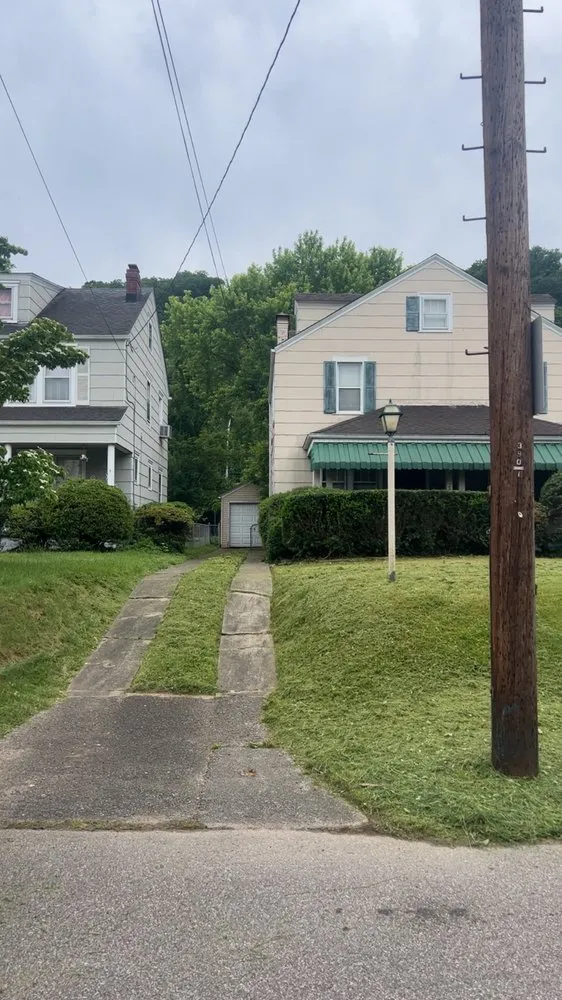 Top-rated outdoor landscaping for beautiful yards in South Charleston, WV by Connors landscaping