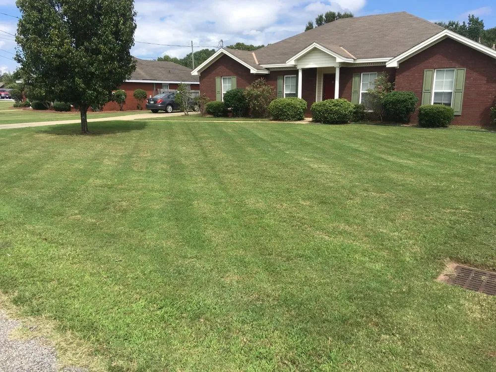 Custom lawn care service experts serving Marbury, AL - Connor’s Lawn & Landscape Maintenance